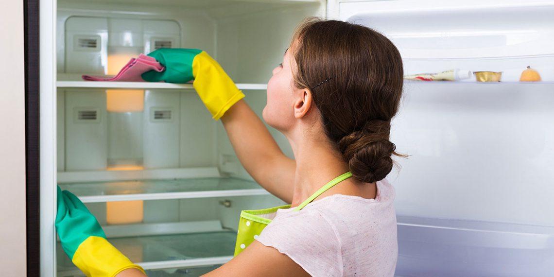 De ce trebuie curatat frigiderul?