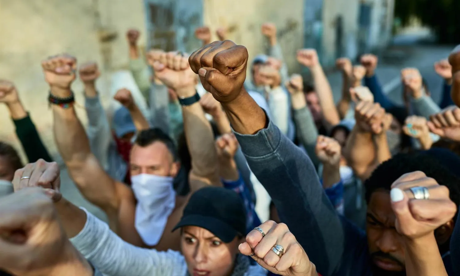 Democratie directa versus democratie reprezentativa