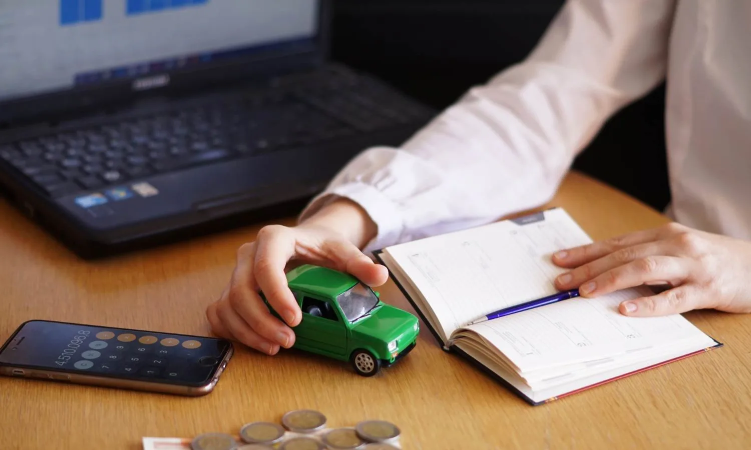 Finantarea, inchirierea sau leasingul: cum este mai bine sa cumparati o masina?