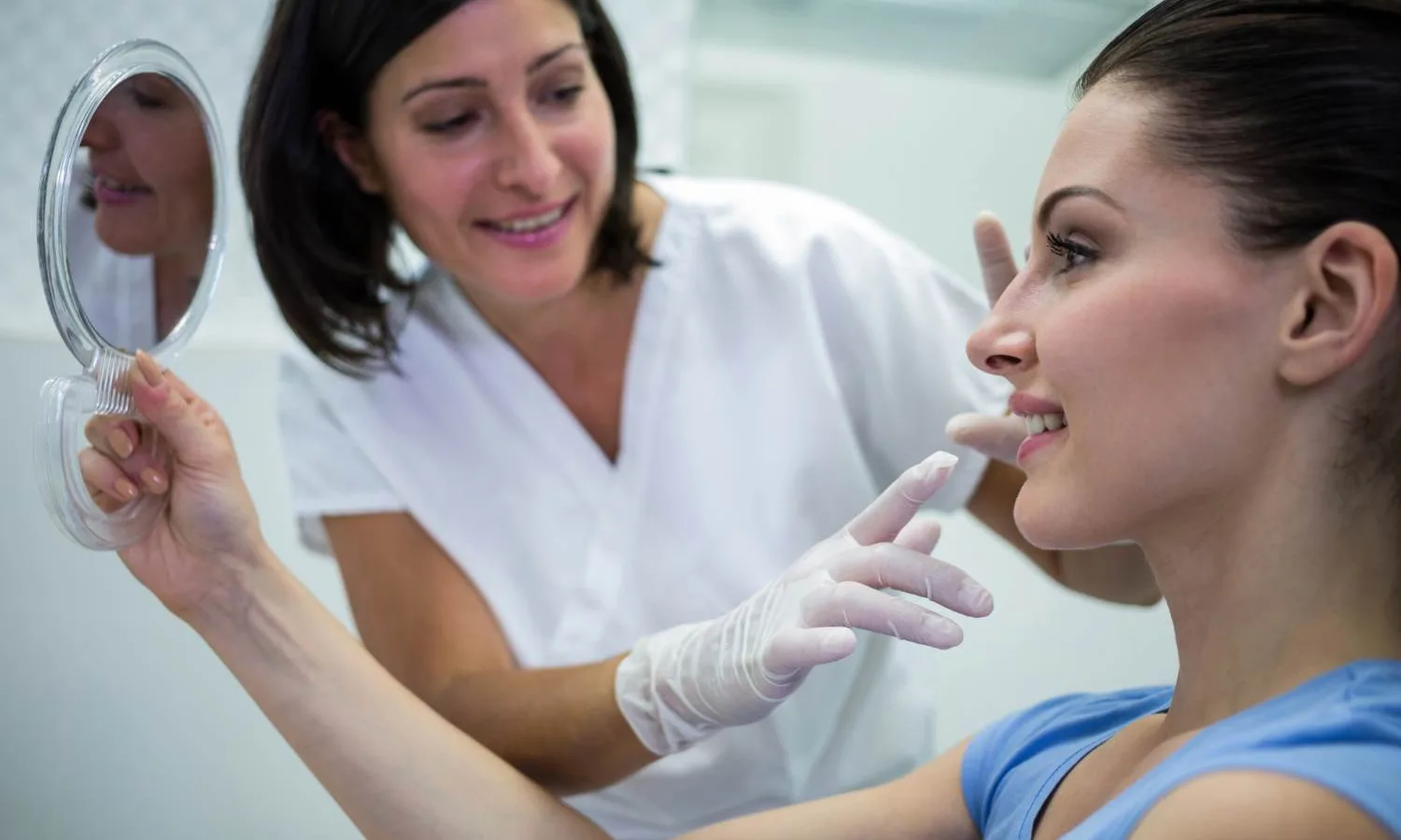 Serviciile dermatologice - cu ce te pot ele ajuta?