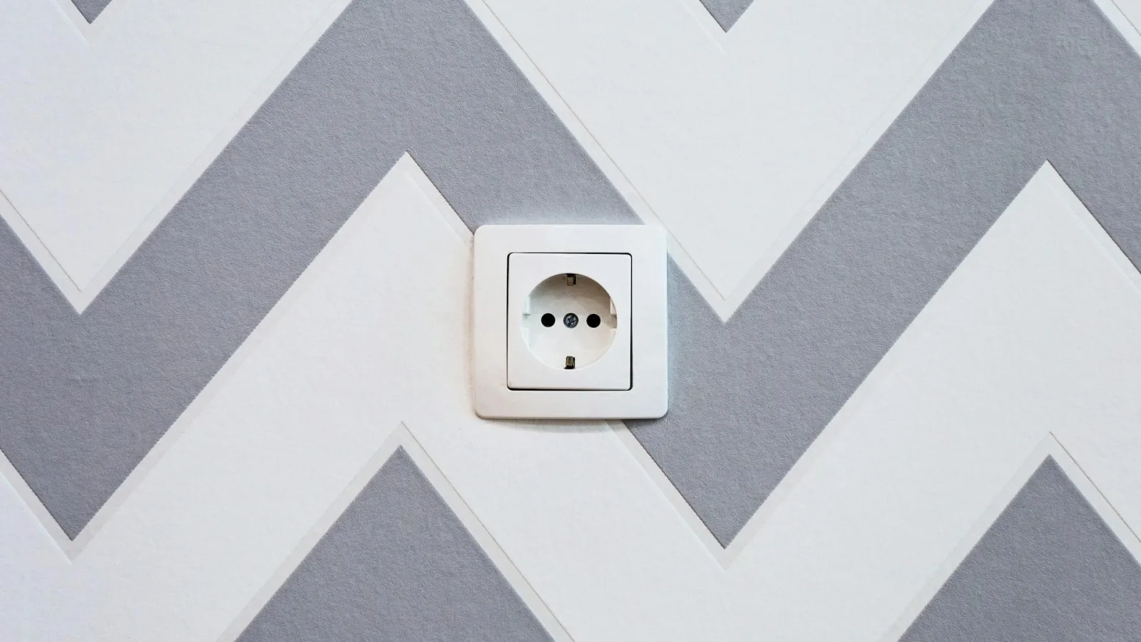 Cum să te asiguri că instalația ta electrică e întotdeauna în siguranță