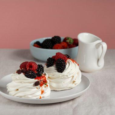 Cum se face prăjitura Pavlova?