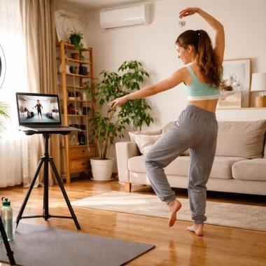 Ce echipament tehnic am nevoie pentru cursurile de dans online?