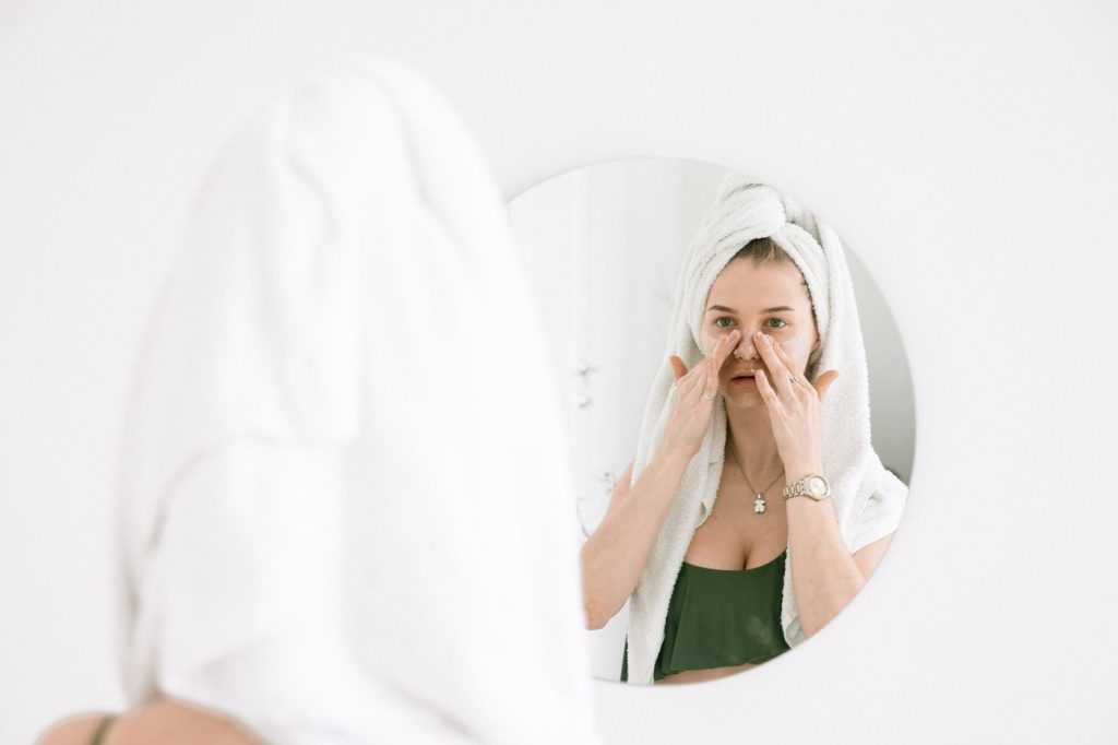 Pielea ta, în sezonul rece: îngrijirea corpului cu produse naturale de la Zoya